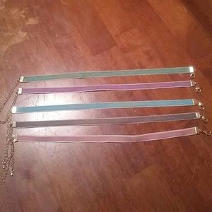 Velvet choker
